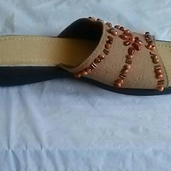 Final Price Balance Collection Sandals - Picture 7 of 8